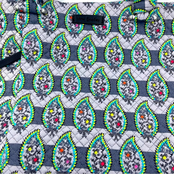 Vera Bradley Hadley East West Tote Paisley Stripes NWT - Picture 3 of 6
